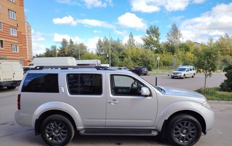 Nissan Pathfinder, 2010 год, 1 585 000 рублей, 8 фотография