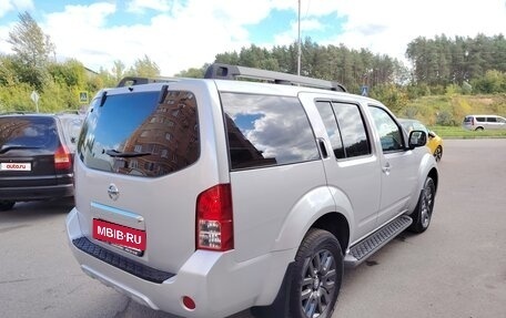 Nissan Pathfinder, 2010 год, 1 585 000 рублей, 13 фотография