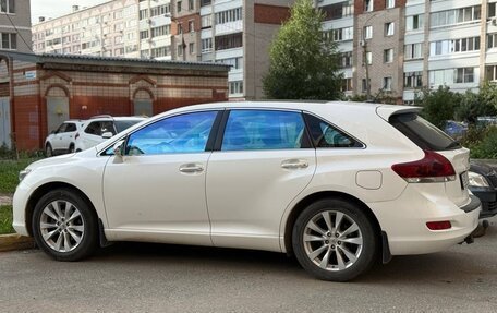 Toyota Venza I, 2013 год, 2 290 000 рублей, 2 фотография