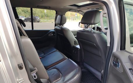 Nissan Pathfinder, 2010 год, 1 585 000 рублей, 20 фотография