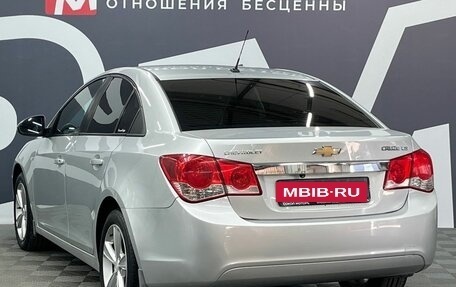 Chevrolet Cruze II, 2011 год, 849 900 рублей, 4 фотография