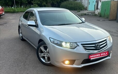 Honda Accord VIII рестайлинг, 2011 год, 1 380 000 рублей, 11 фотография