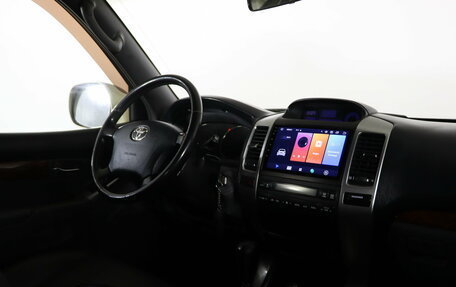 Toyota Land Cruiser Prado 120 рестайлинг, 2007 год, 1 629 990 рублей, 11 фотография