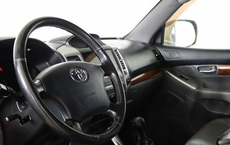 Toyota Land Cruiser Prado 120 рестайлинг, 2007 год, 1 629 990 рублей, 9 фотография
