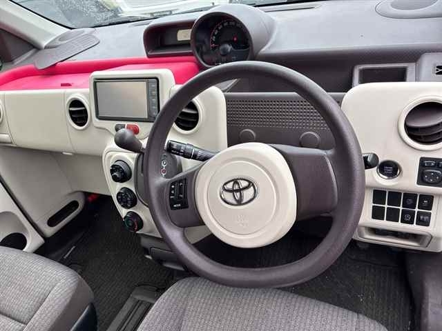 Toyota Porte II, 2015 год, 1 035 000 рублей, 3 фотография