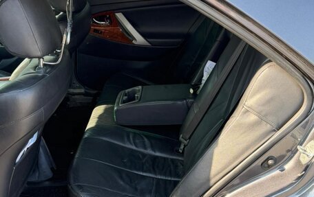 Toyota Camry, 2011 год, 870 000 рублей, 8 фотография
