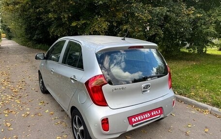 KIA Picanto II, 2011 год, 590 000 рублей, 17 фотография