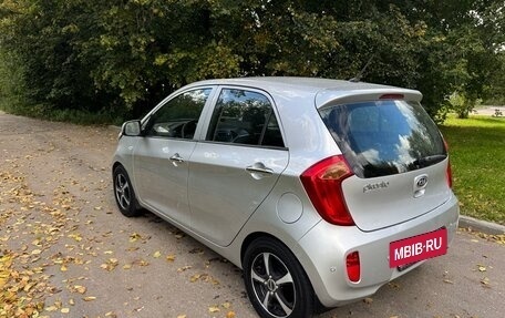 KIA Picanto II, 2011 год, 590 000 рублей, 16 фотография