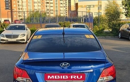 Hyundai Solaris II рестайлинг, 2011 год, 870 000 рублей, 4 фотография