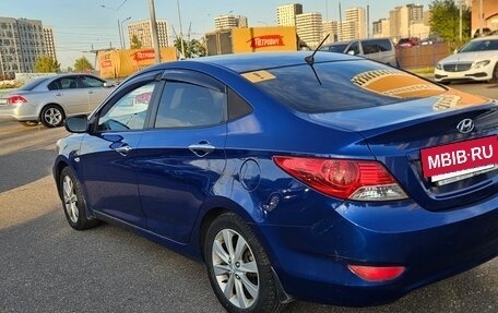 Hyundai Solaris II рестайлинг, 2011 год, 870 000 рублей, 9 фотография