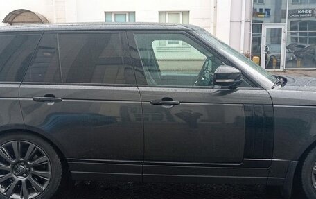 Land Rover Range Rover IV рестайлинг, 2017 год, 4 200 000 рублей, 2 фотография