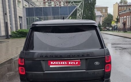 Land Rover Range Rover IV рестайлинг, 2017 год, 4 200 000 рублей, 4 фотография