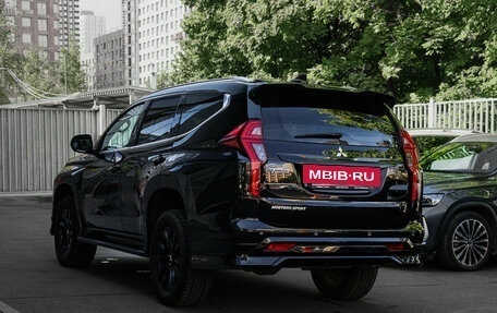 Mitsubishi Montero Sport, 2022 год, 3 780 000 рублей, 6 фотография