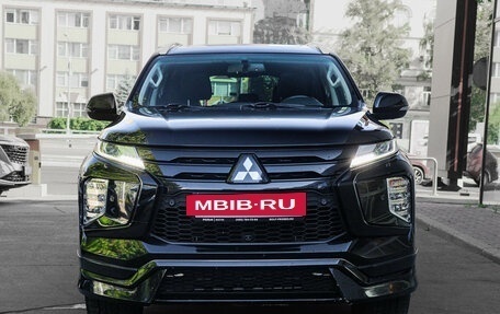 Mitsubishi Montero Sport, 2022 год, 3 780 000 рублей, 2 фотография
