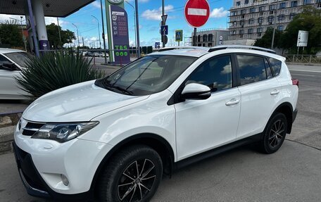 Toyota RAV4, 2013 год, 1 990 000 рублей, 14 фотография