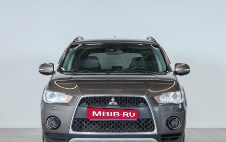Mitsubishi Outlander III рестайлинг 3, 2011 год, 1 439 000 рублей, 3 фотография