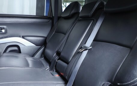 Mitsubishi Outlander III рестайлинг 3, 2011 год, 1 439 000 рублей, 18 фотография