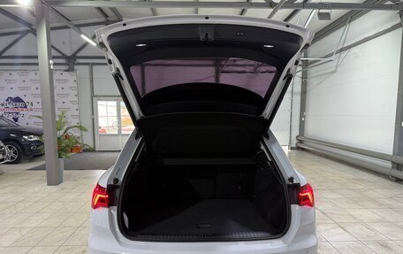 Audi Q3, 2020 год, 2 800 000 рублей, 38 фотография