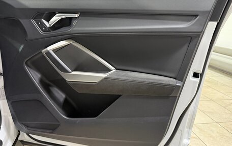 Audi Q3, 2020 год, 2 800 000 рублей, 32 фотография