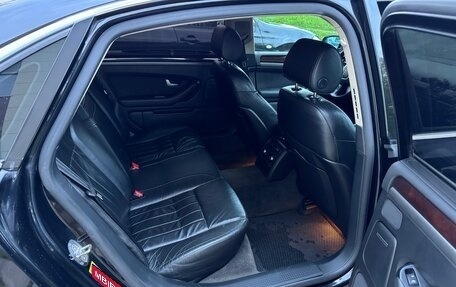 Audi A8, 2005 год, 1 525 000 рублей, 10 фотография