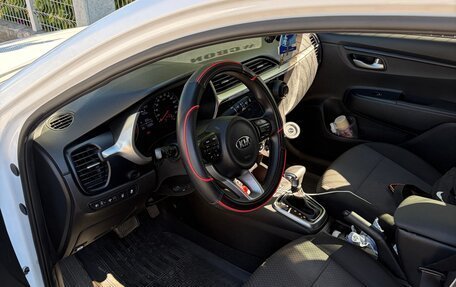KIA Rio IV, 2021 год, 1 800 000 рублей, 4 фотография
