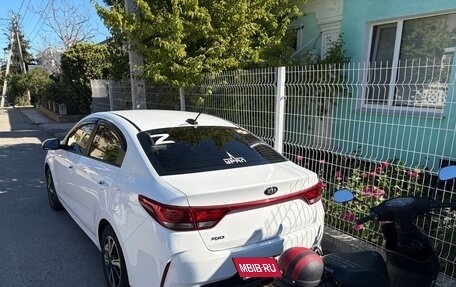 KIA Rio IV, 2021 год, 1 800 000 рублей, 3 фотография