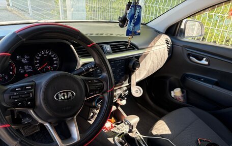 KIA Rio IV, 2021 год, 1 800 000 рублей, 6 фотография