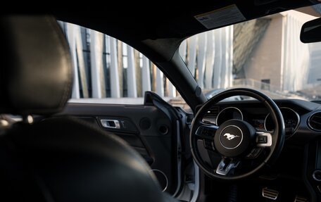 Ford Mustang VI рестайлинг, 2019 год, 4 000 000 рублей, 24 фотография
