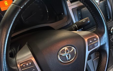 Toyota Avensis III рестайлинг, 2011 год, 1 250 000 рублей, 14 фотография