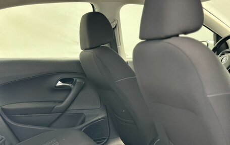 Volkswagen Polo VI (EU Market), 2018 год, 1 150 000 рублей, 12 фотография
