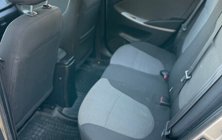 Hyundai Solaris II рестайлинг, 2011 год, 675 000 рублей, 6 фотография