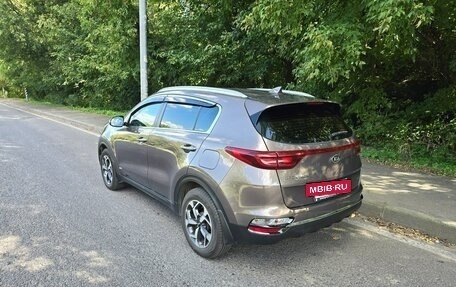 KIA Sportage IV рестайлинг, 2019 год, 2 420 000 рублей, 4 фотография