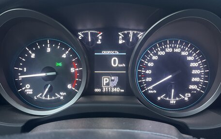 Toyota Land Cruiser 200, 2015 год, 3 950 000 рублей, 11 фотография