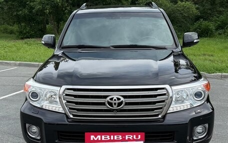 Toyota Land Cruiser 200, 2015 год, 3 950 000 рублей, 10 фотография