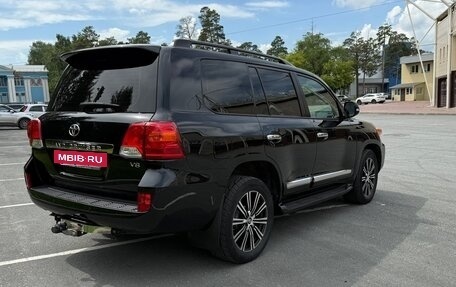 Toyota Land Cruiser 200, 2015 год, 3 950 000 рублей, 5 фотография