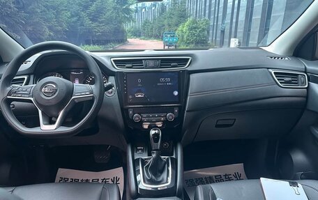 Nissan Qashqai, 2022 год, 1 868 000 рублей, 9 фотография