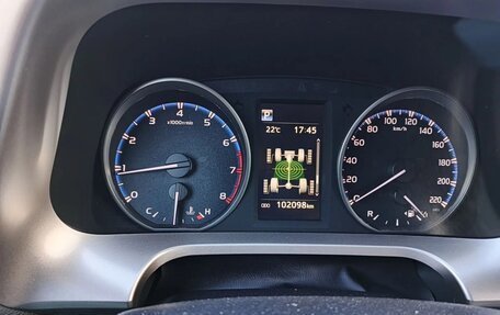 Toyota RAV4, 2018 год, 2 750 000 рублей, 4 фотография