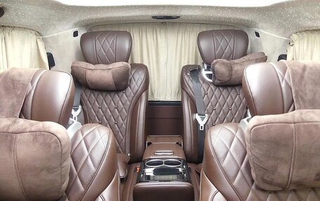 Mercedes-Benz V-Класс, 2023 год, 10 670 000 рублей, 17 фотография