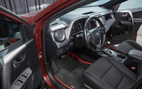 Toyota RAV4, 2019 год, 2 700 000 рублей, 9 фотография