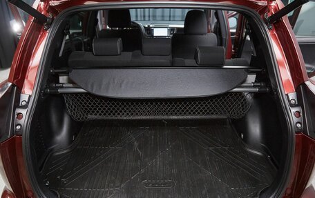 Toyota RAV4, 2019 год, 2 700 000 рублей, 20 фотография