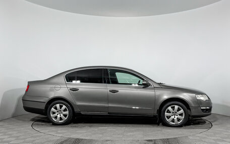Volkswagen Passat B6, 2006 год, 425 000 рублей, 4 фотография
