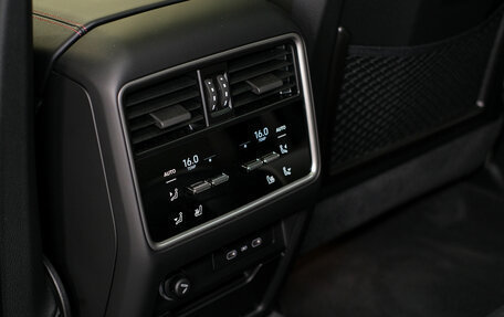 Porsche Cayenne III, 2025 год, 25 990 000 рублей, 31 фотография