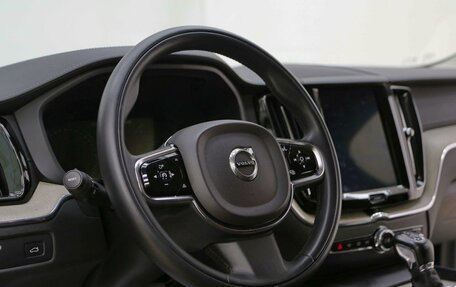 Volvo XC60 II, 2019 год, 2 825 000 рублей, 9 фотография
