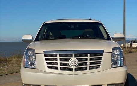 Cadillac Escalade III, 2008 год, 1 350 000 рублей, 6 фотография