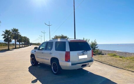 Cadillac Escalade III, 2008 год, 1 350 000 рублей, 9 фотография
