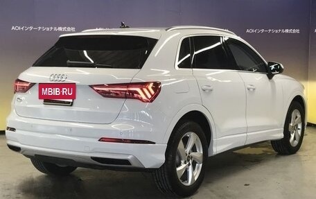 Audi Q3, 2022 год, 2 200 000 рублей, 5 фотография