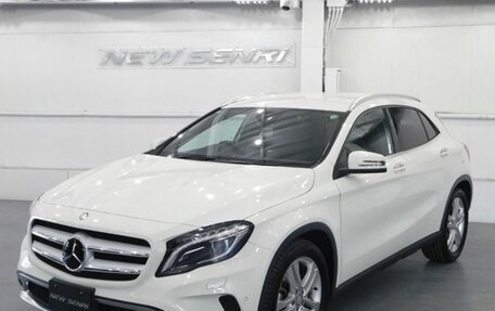 Mercedes-Benz GLA, 2015 год, 1 500 000 рублей, 2 фотография