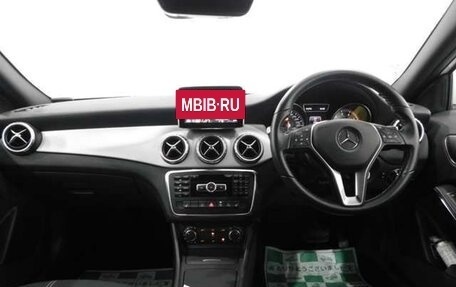 Mercedes-Benz GLA, 2015 год, 1 500 000 рублей, 5 фотография