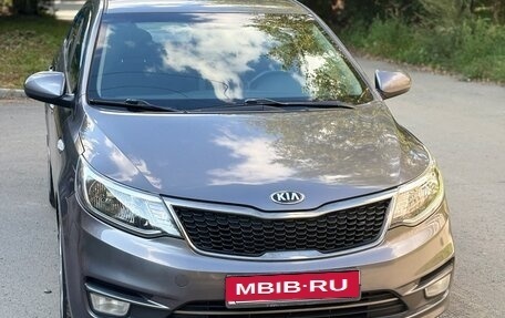 KIA Rio III рестайлинг, 2015 год, 935 000 рублей, 1 фотография