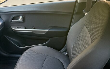 KIA Rio III рестайлинг, 2015 год, 935 000 рублей, 11 фотография